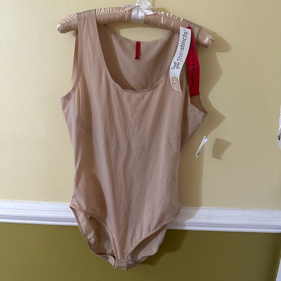 New SPANX Trust Your Thinstincts Tank Panty Bodysuit Women’s size XL - Picture 3 of 9